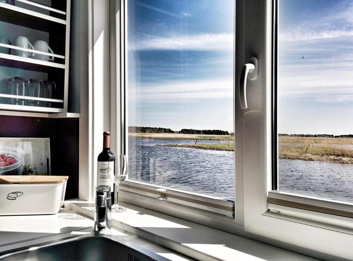 Urlauberschiff Neptun Im Ostseebad Prerow Extérieur photo